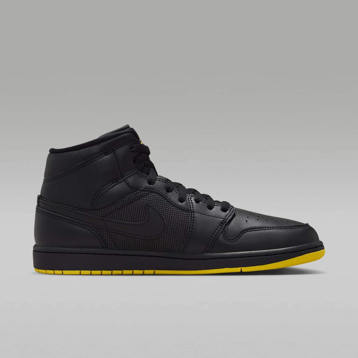 Air Jordan 1 Mid SE Schuh (Herren) – Schwarz/Opti Yellow/Silber