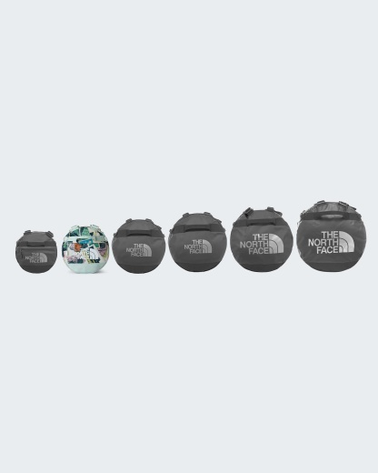 Base Camp Duffel-Tasche 50L – S – Opal Frost TNF Postcards Print-Opal Frost-Pearl Stone