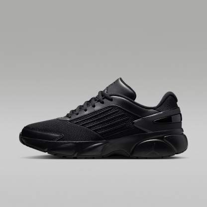 Jordan Trunner Flow Schuhe (Herren) – Schwarz/Dark Smoke Grey