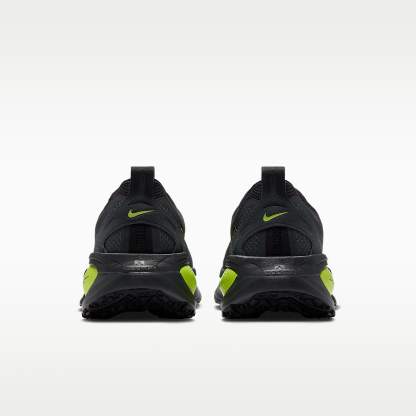 Nike Vomero 18 GORE-TEX wasserdichter Straßenlaufschuh mit reflektierenden Akzenten (Herren) – Anthracite/Lemon Venom/Schwarz