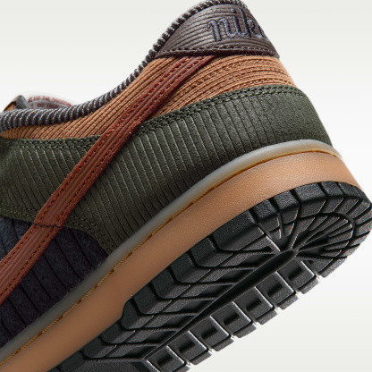 Nike Dunk Low Retro Premium Schuh (Herren) – Light British Tan/Cargo Khaki/Baroque Brown/Cinnamon