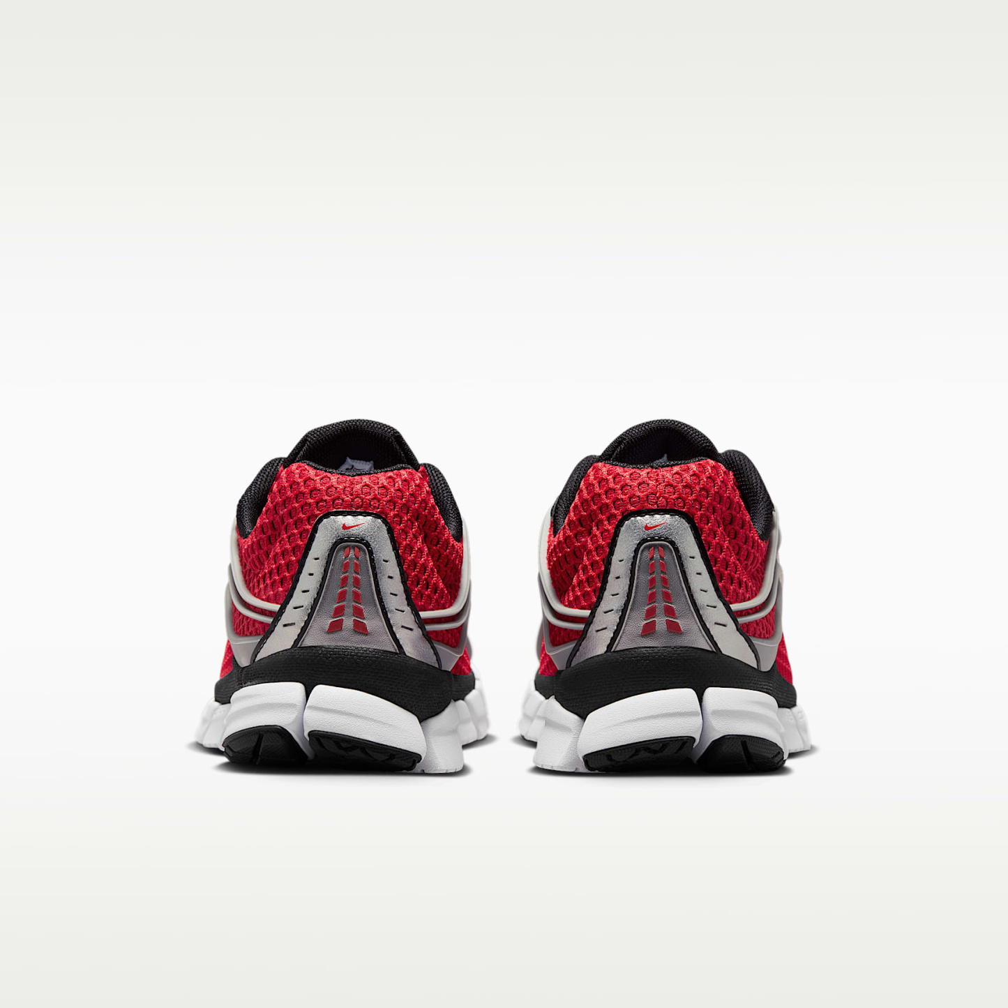 Nike Zoom Skylon 11 Damenschuh – University Red/Metallic Silver/Weiß/Schwarz