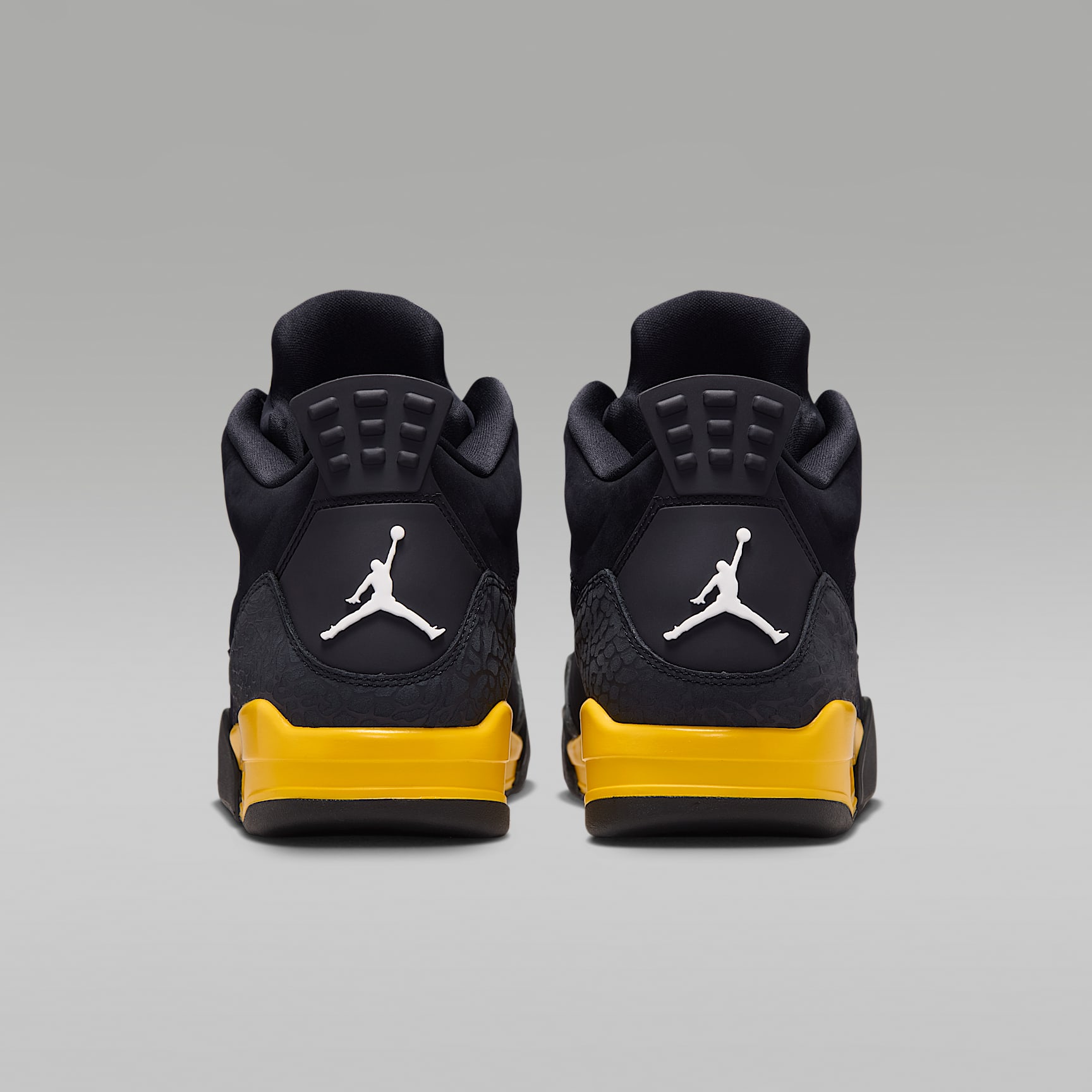 Jordan Son of Mars Low Herrenschuh – Schwarz/Tour Yellow/Dark Smoke Grey/Weiß