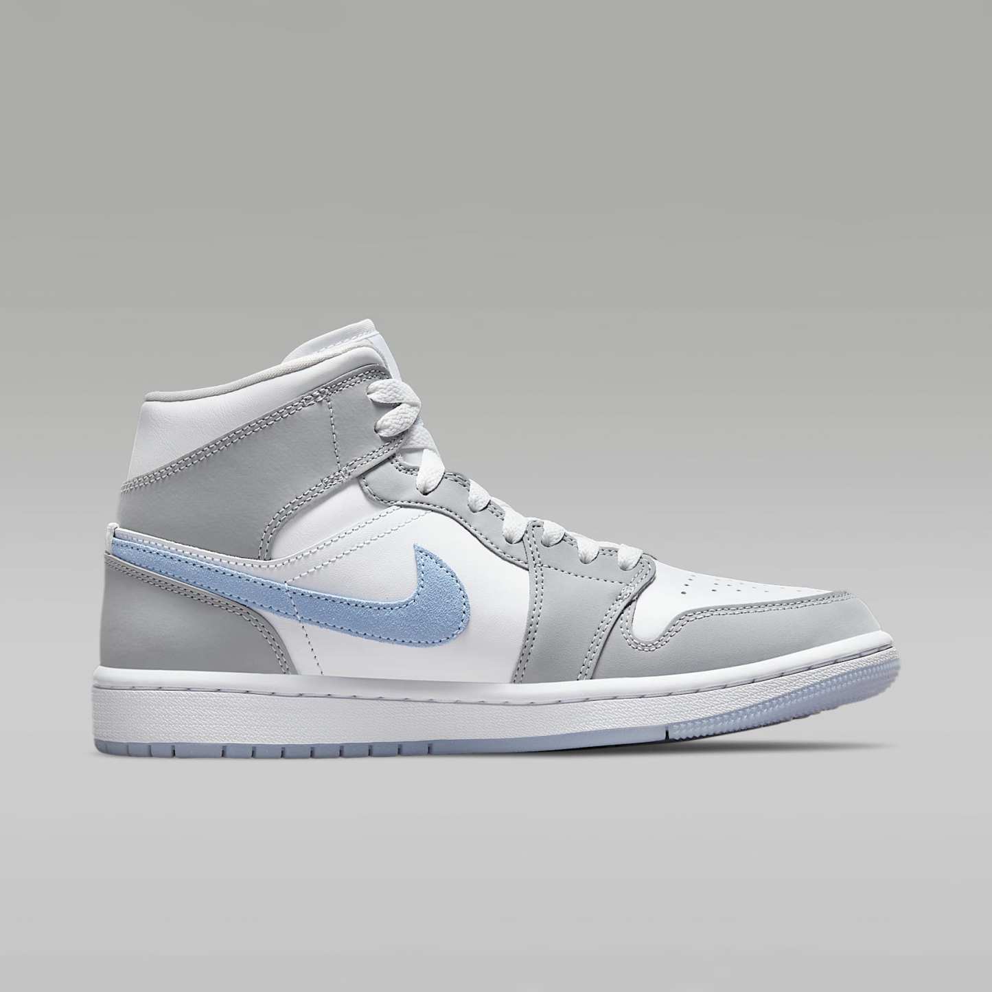 Air Jordan 1 Mid Schuh (Damen) – Weiß/Wolf Grey/Aluminum
