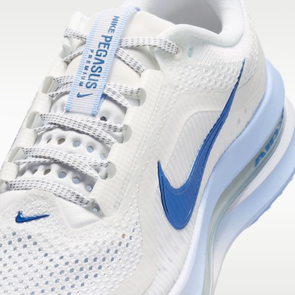 Nike Pegasus Premium Straßenlaufschuh (Damen) – Weiß/Aluminum/Sundial/Mystic Navy