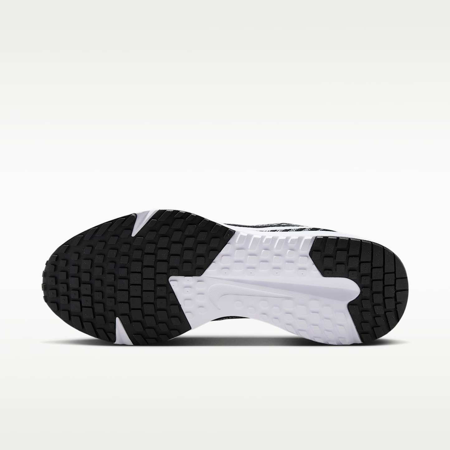 Nike Run Defy Straßenlaufschuh (Herren) – Schwarz/Weiß