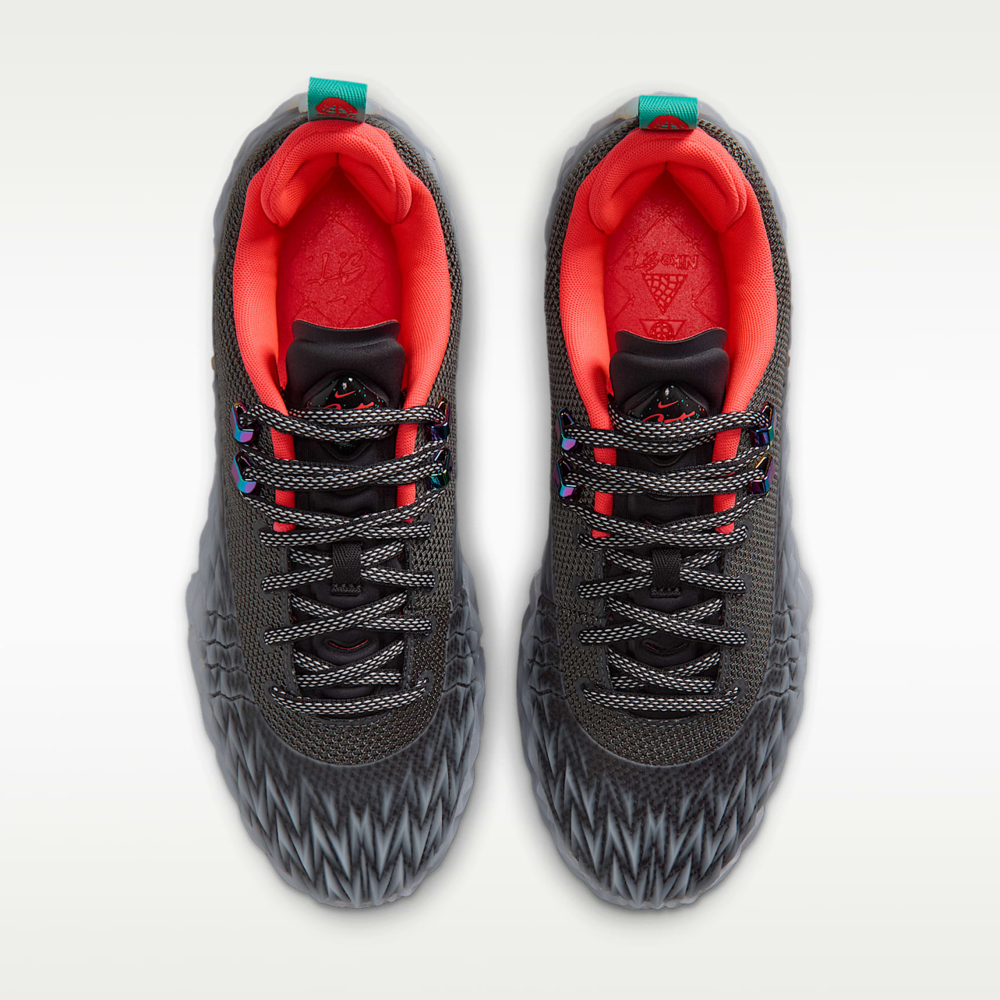 Nike S.T. Charge Basketballschuh – Iron Grey/Photon Dust/Hyper Pink/Metallic Gold