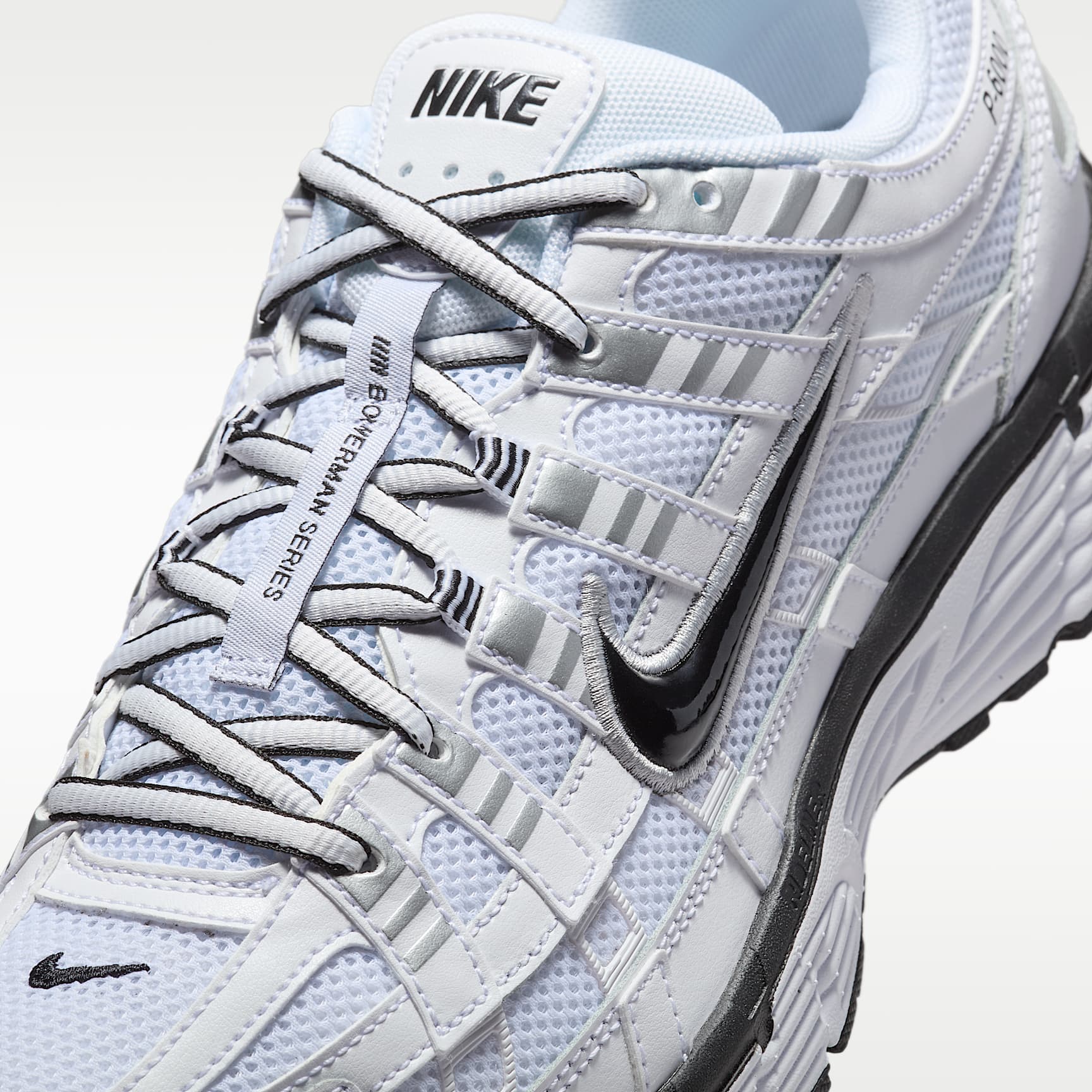 Nike P-6000 Schuh – Weiß/Metallic Silver/Schwarz/Schwarz