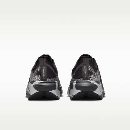 Nike Pegasus 42 Straßenlaufschuh (Herren) – Schwarz/Medium Ash/Metallic Silver/Schwarz