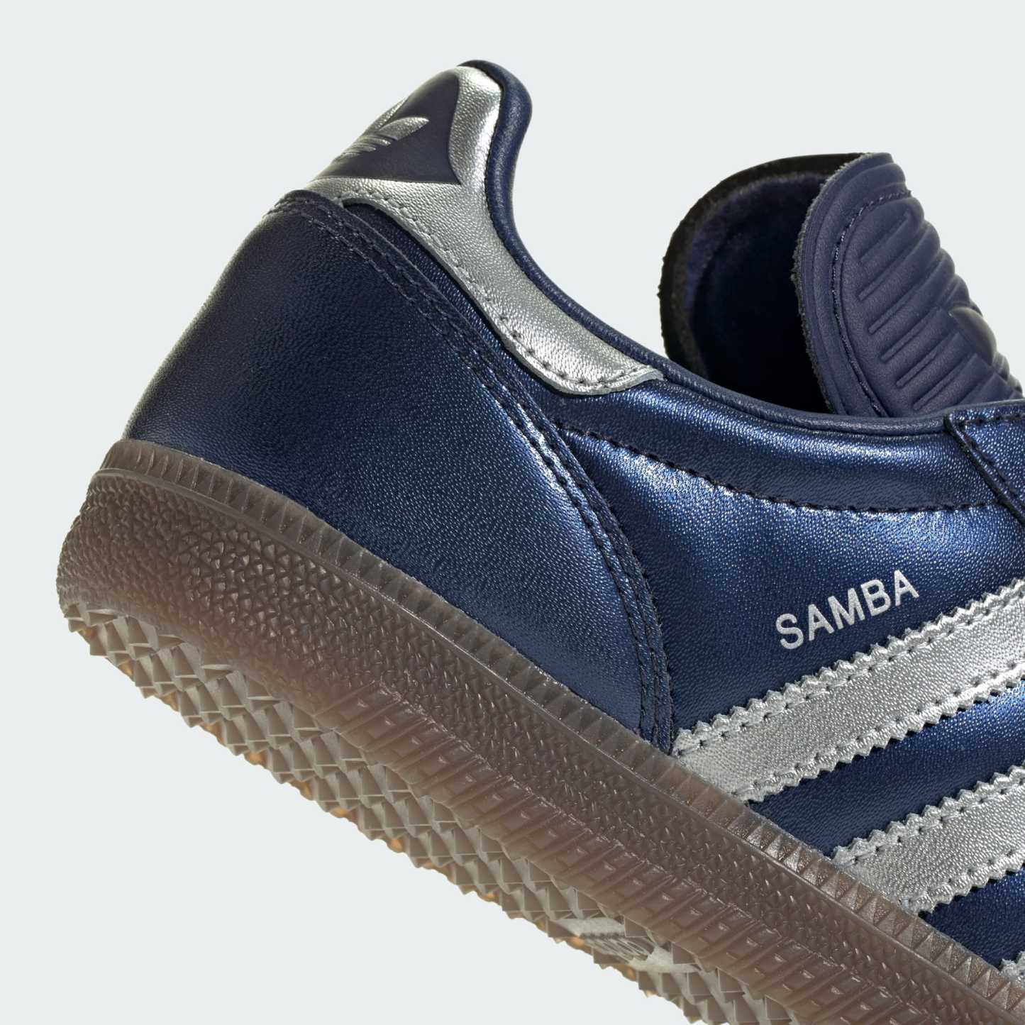 SAMBA JP SCHUH – Dark Blue / Silver Metallic / Gum – KI0540