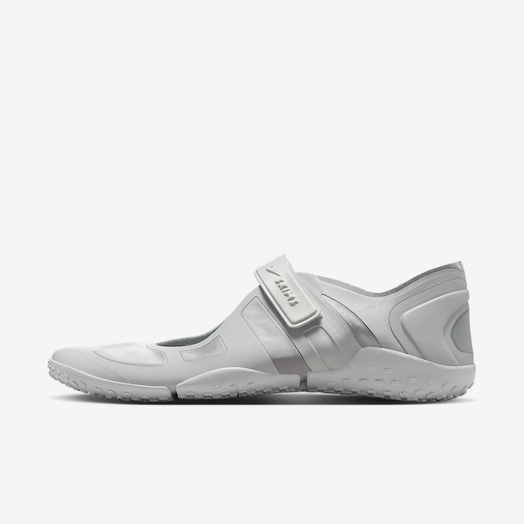 NikeSKIMS Rift Satin Schuh (Damen) – Night Silver/Base Grey/Medium Silver/Night Silver