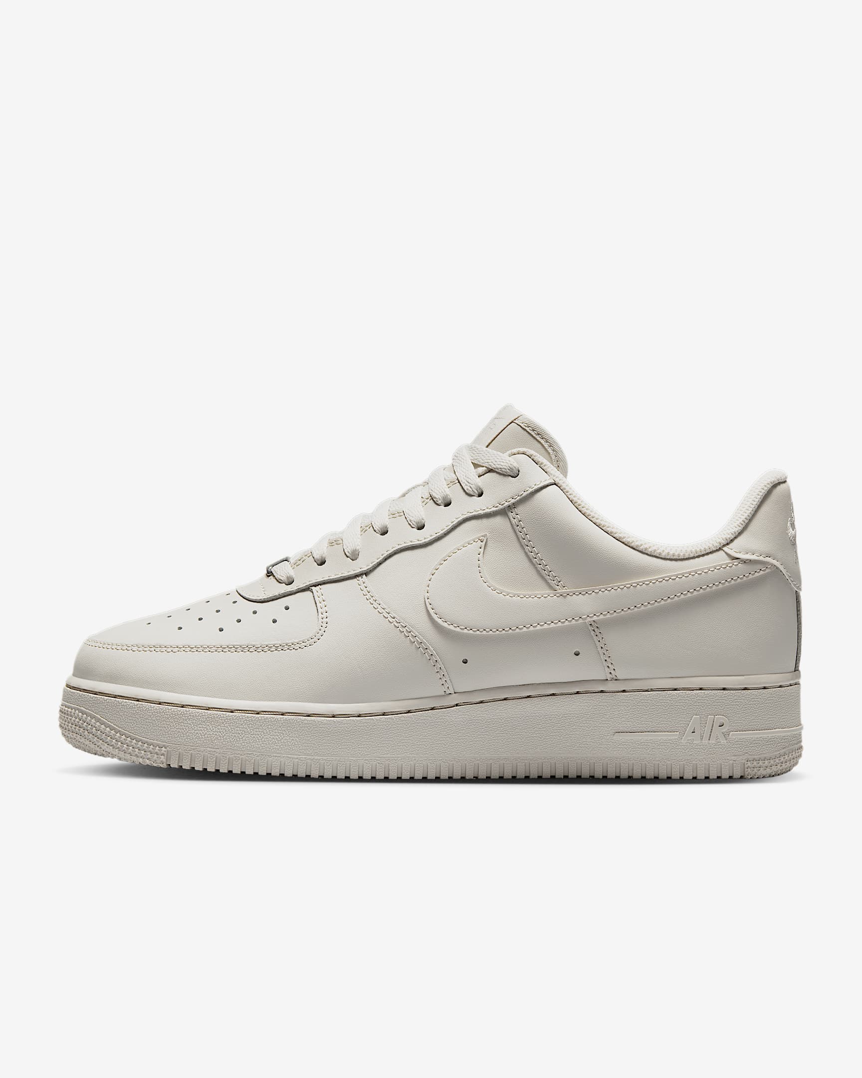 Nike Air Force 1 '07 Schuh (Herren) – Light Bone/Metallic Silver/Light Bone