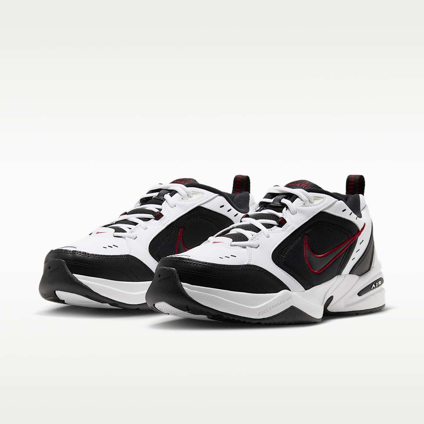Nike Air Monarch IV Workout-Schuh für Herren – Weiß/Schwarz