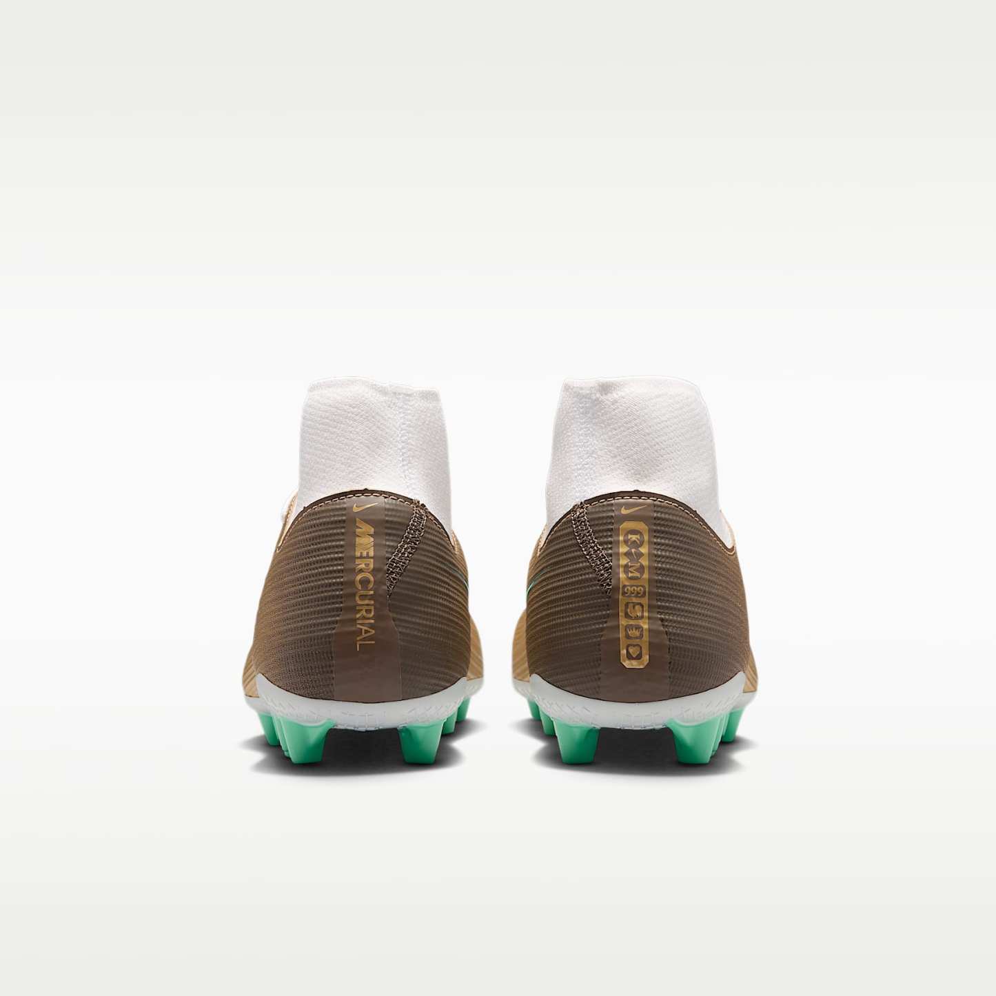 Nike Mercurial Superfly 11 Academy „Kylian Mbappé“ High-Top-Fußballschuh für Kunstrasen – Metallic Gold/Green Glow