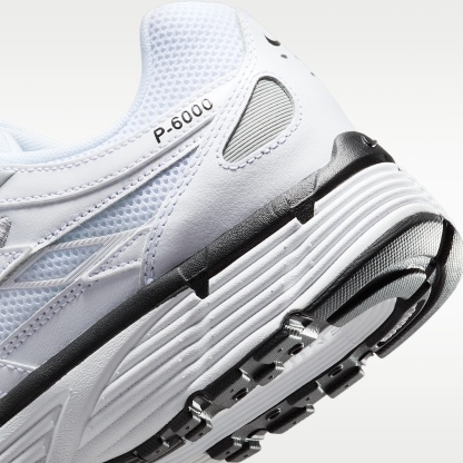 Nike P-6000 Schuh – Weiß/Metallic Silver/Schwarz/Schwarz