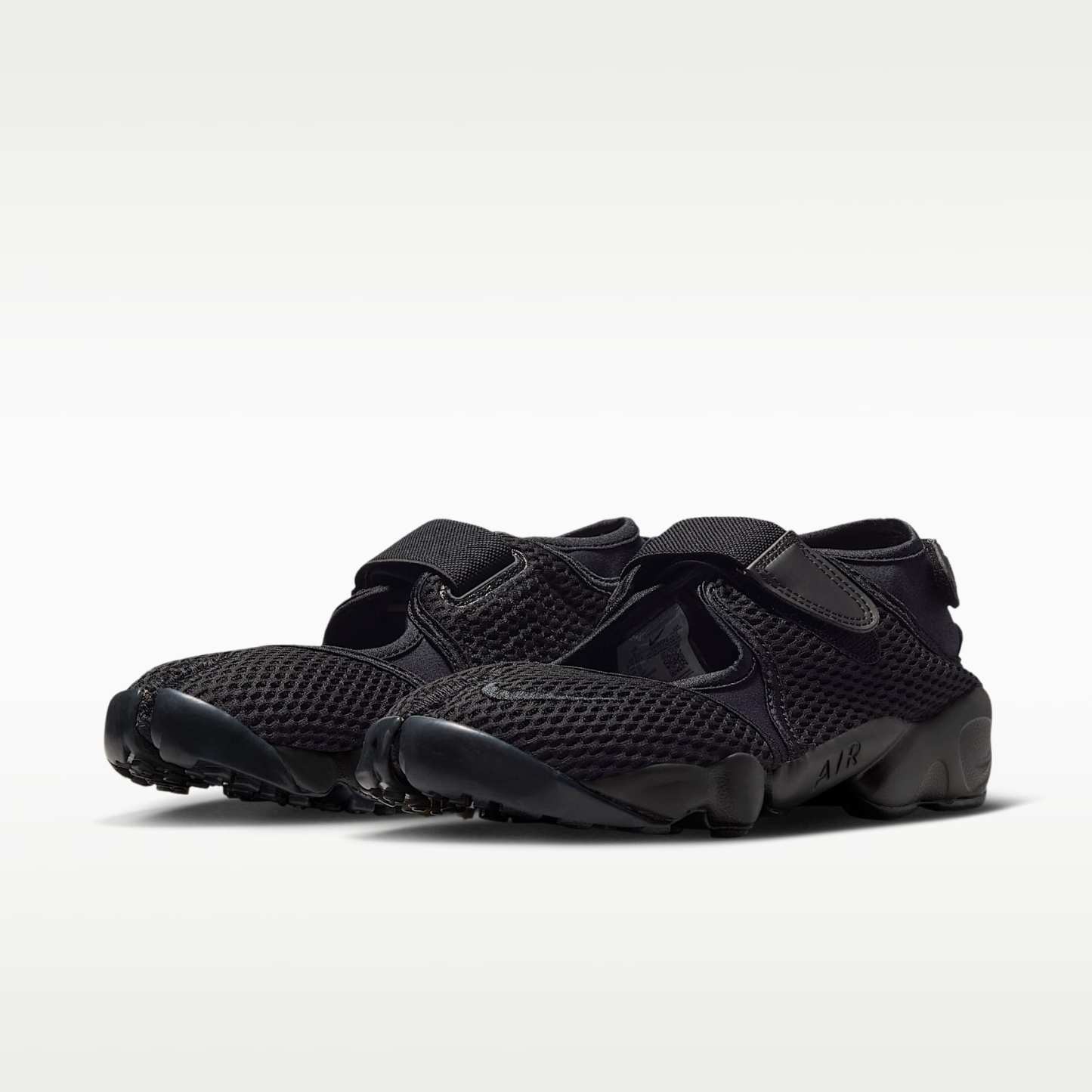 Nike Air Rift Mesh Schuh (Damen) – Schwarz/Weiß/Schwarz