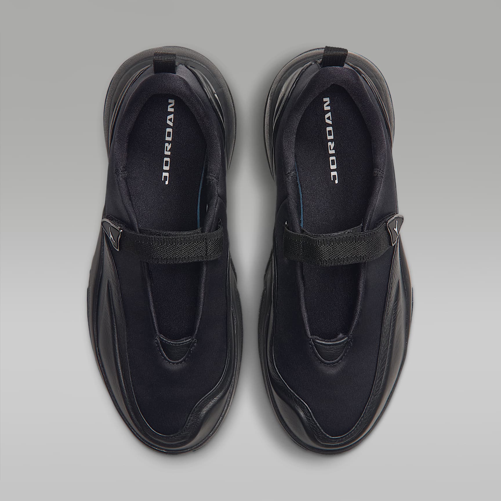 Jordan Pointe Schuh (Damen) – Schwarz/Summit White/Anthracite
