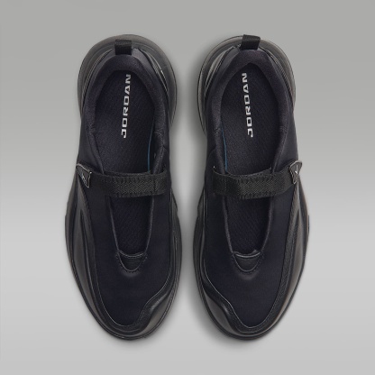 Jordan Pointe Schuh (Damen) – Schwarz/Summit White/Anthracite