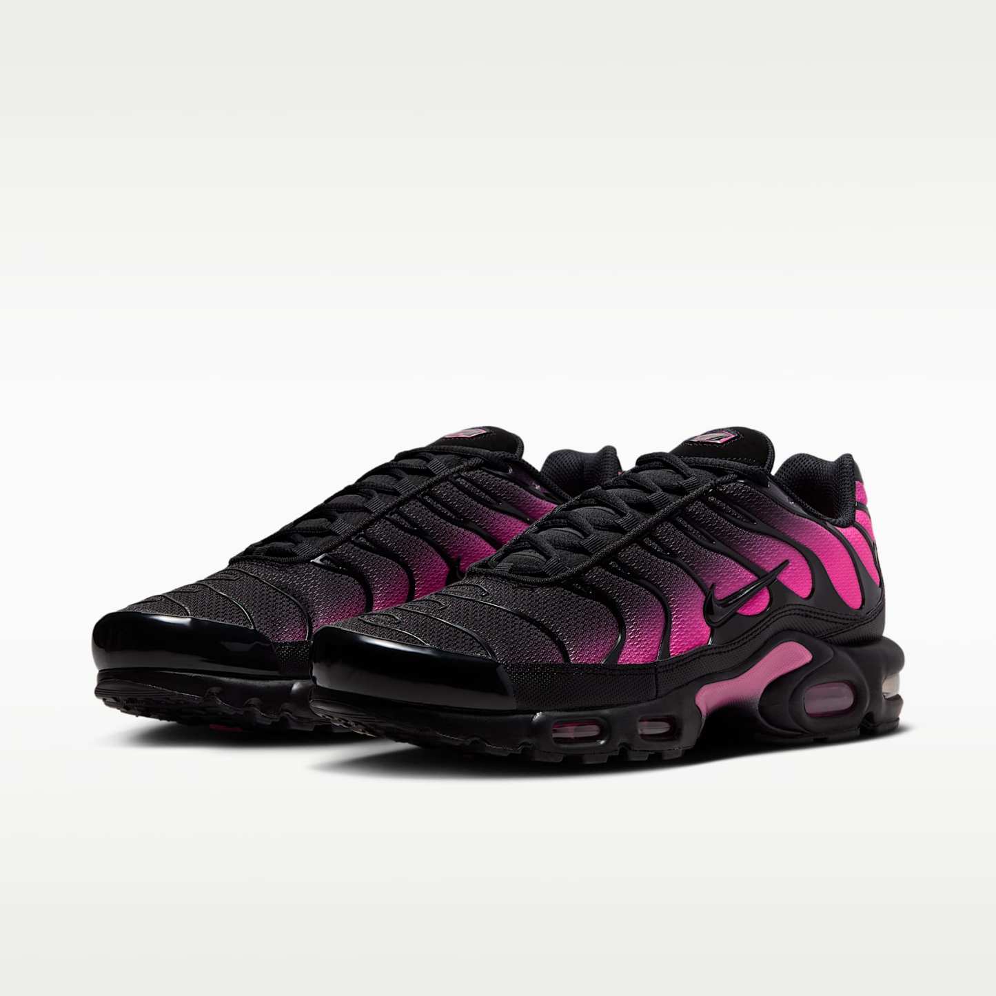 Nike Air Max Plus Schuh (Herren) – Schwarz/Hyper Pink/Schwarz