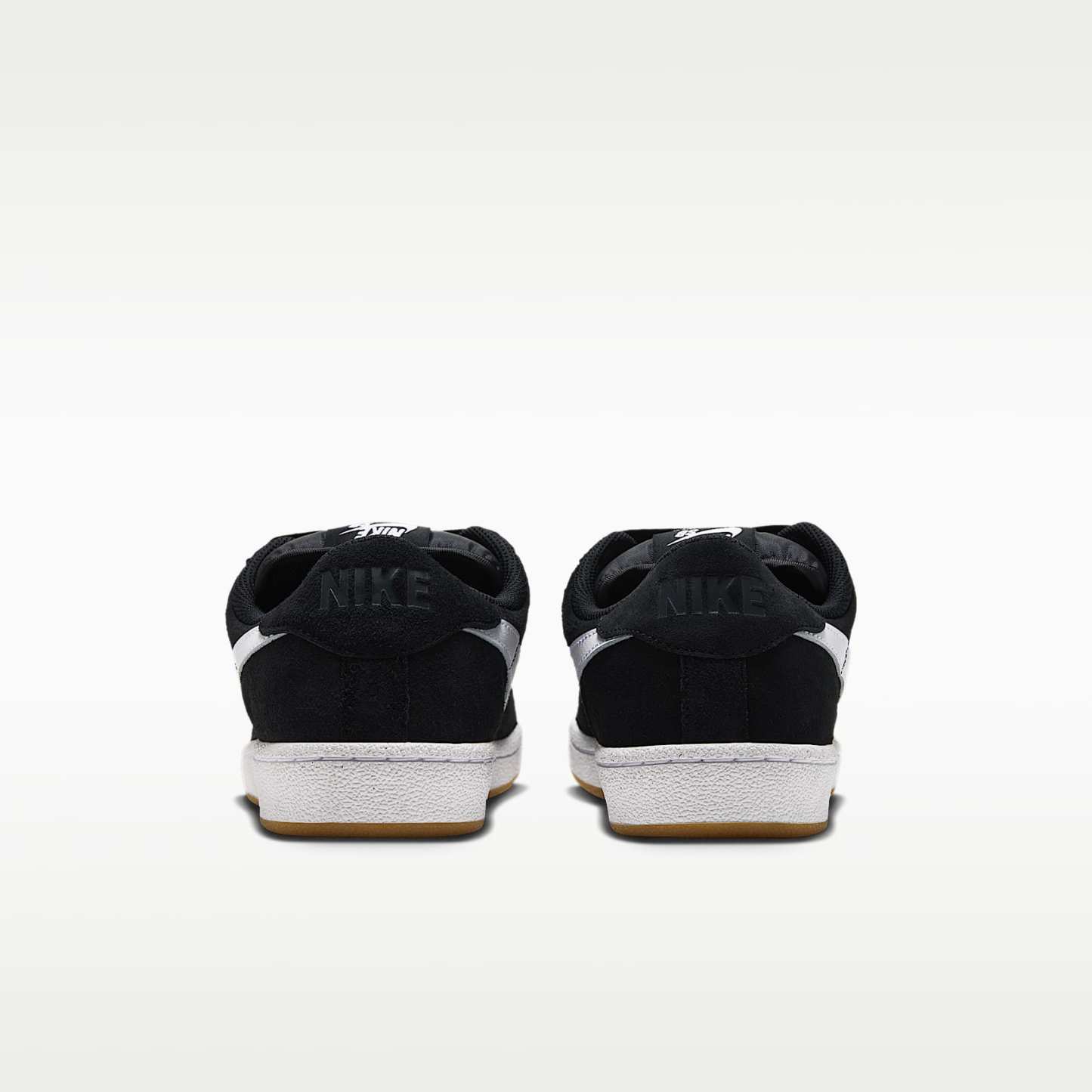 Nike SB Zoom Tennis Classic XL Skateboardschuh – Schwarz/Gum Light Brown/Weiß