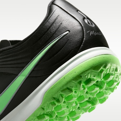 Nike Tiempo Maestro Academy Low-Top-Fußballschuh für Turf – Schwarz/Schwarz/Illusion Green