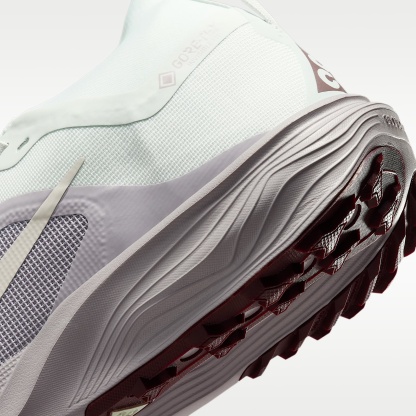 ACG Pegasus Trail GORE-TEX wasserfester Traillaufschuh (Damen) – Barely Green/Silver Lilac/Tattoo/Light Bone