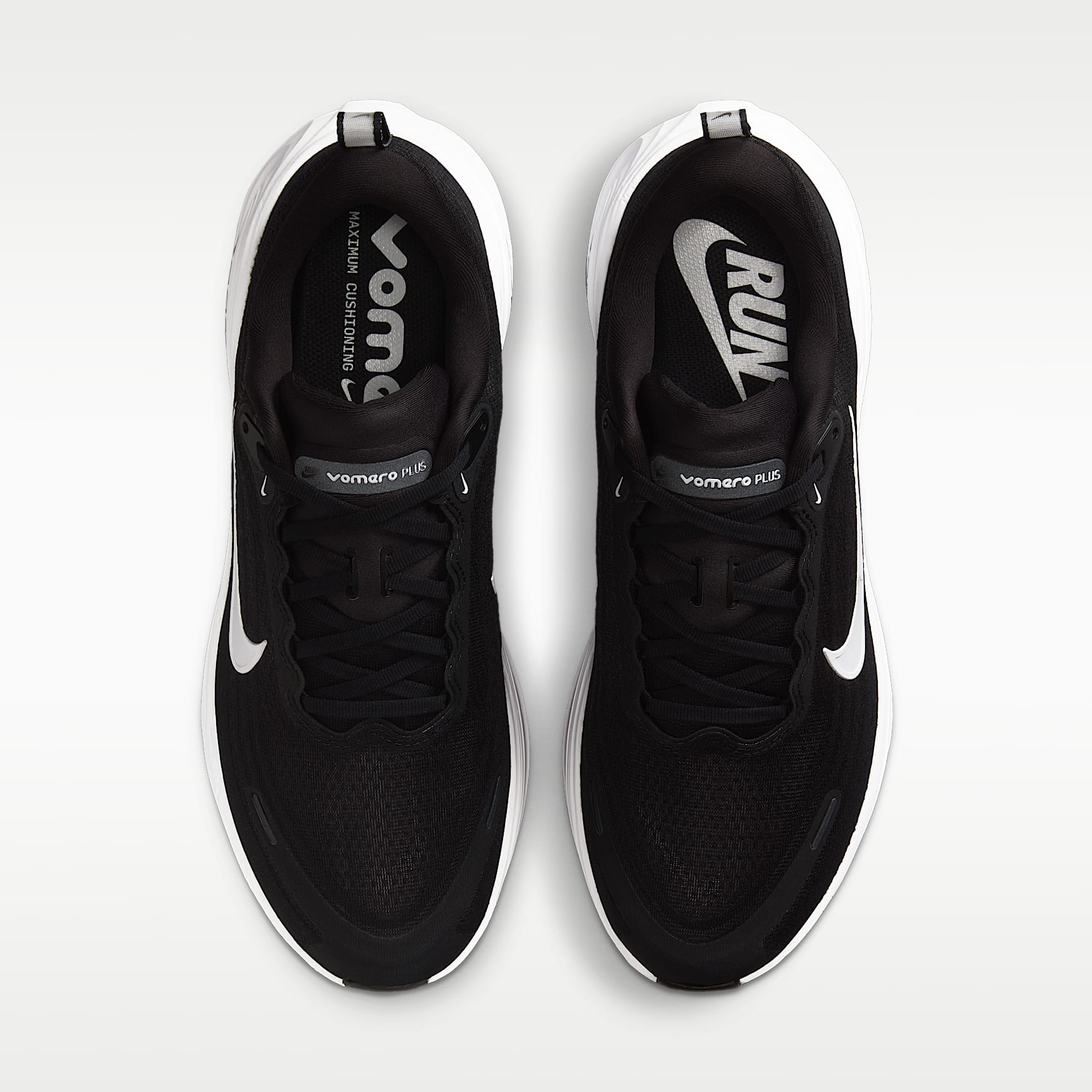 Nike Vomero Plus Straßenlaufschuh (Herren, weit) – Schwarz/Cool Grey/Metallic Dark Grey/Weiß