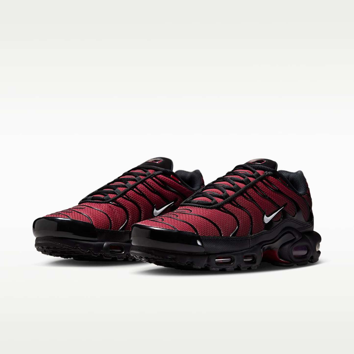 Nike Air Max Plus Schuh (Herren) – Tough Red/Schwarz/Mystic Dates/Grey Fog