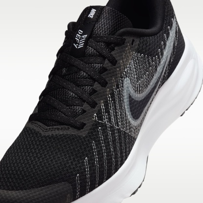Nike Run Defy Straßenlaufschuh (Damen) – Schwarz/Wolf Grey/Weiß