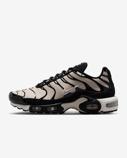 Nike Air Max Plus Schuh (Damen) – Cream II/Summit White/Schwarz