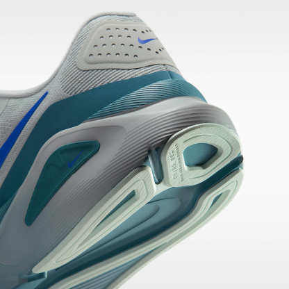 Nike Structure 26 Straßenlaufschuh (Herren) – Grey Mist/Smokey Blue/Racer Blue/Schwarz