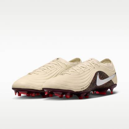 Nike United Tiempo Maestro Elite Low-Top-Fußballschuh für normalen Rasen – Fossil/Burgundy Crush/Metallic Silver