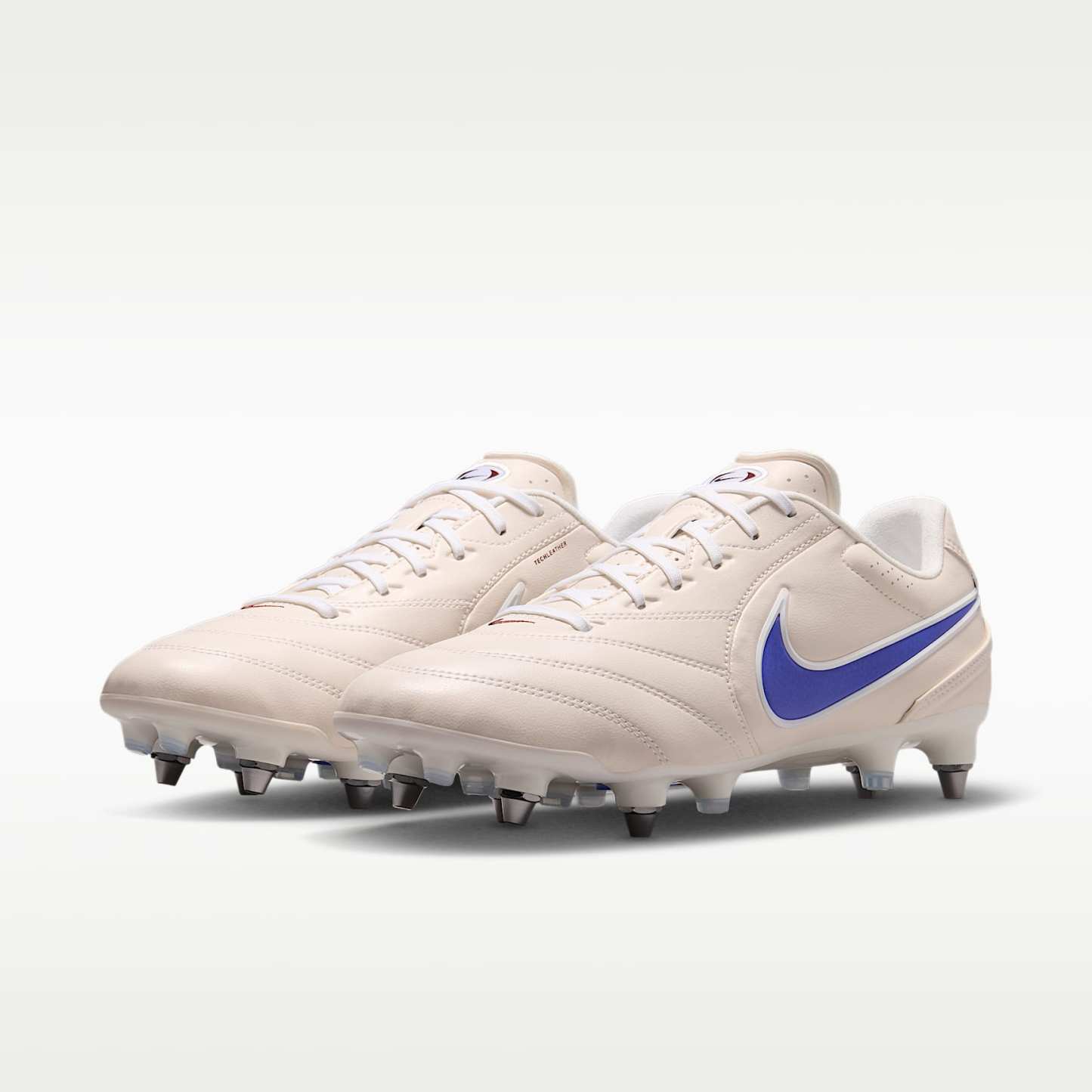 Nike Tiempo Ligera Pro Low-Top-Fußballschuh für weichen Rasen – Chalk/Weiß/Racer Blue