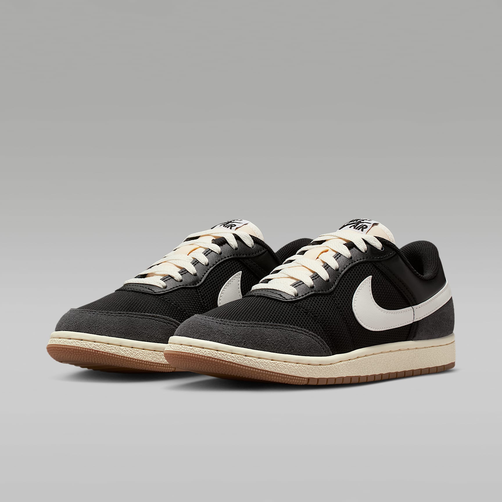 Air Jordan Skyline Low Damenschuh – Schwarz/Sail/Gum Medium Brown/Summit White