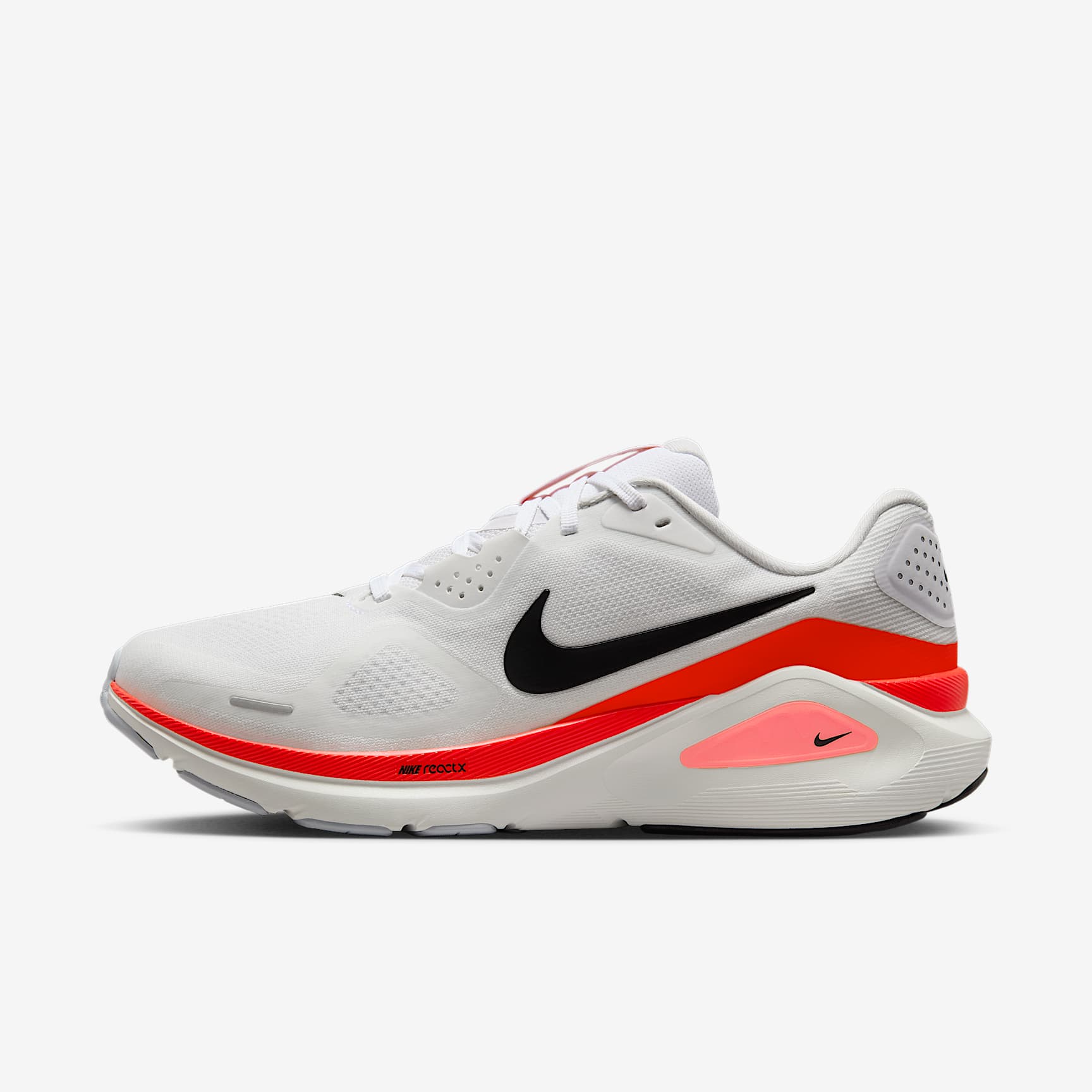 Nike Structure 26 Straßenlaufschuh (Herren) – Weiß/Bright Crimson/Photon Dust/Schwarz
