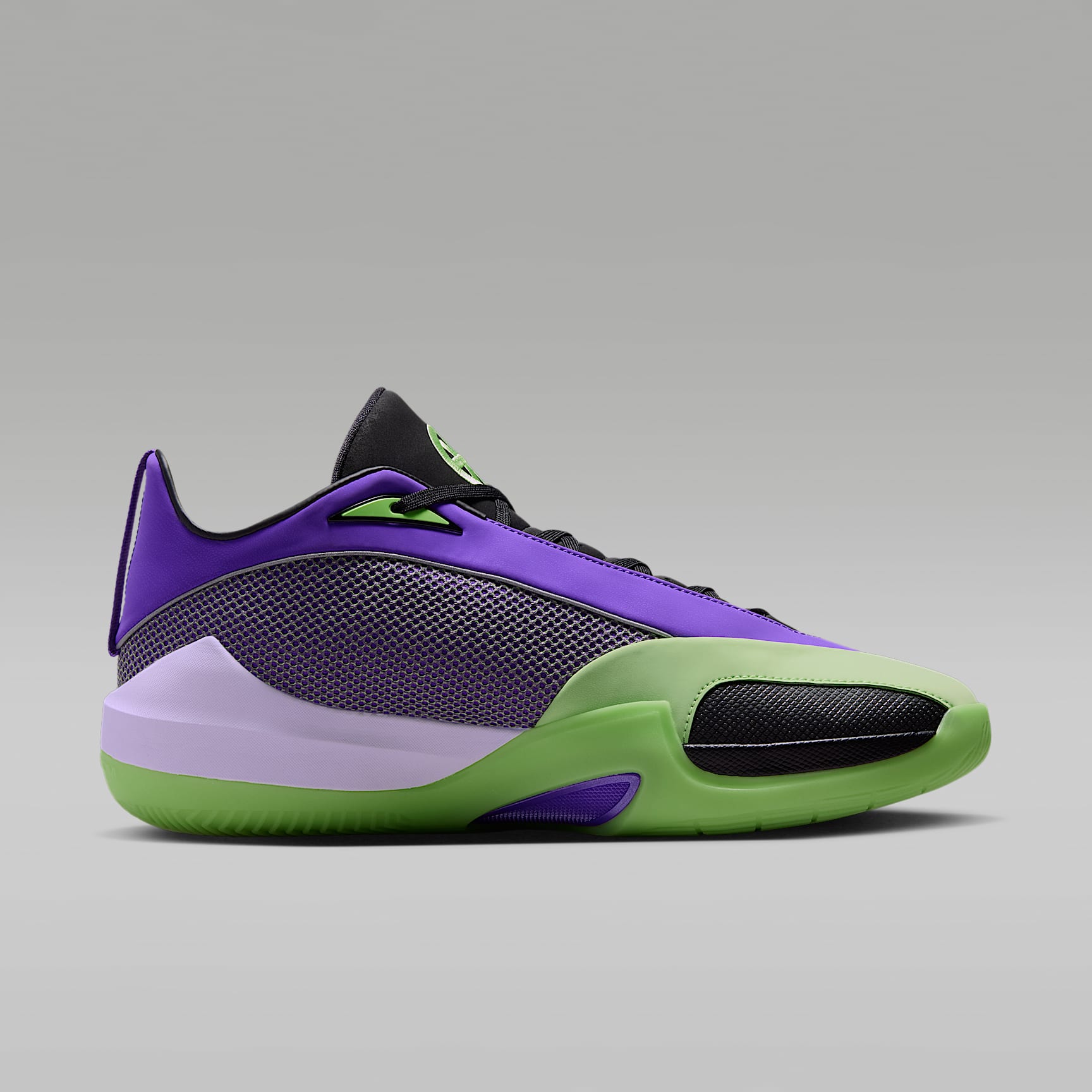 Jordan Triangle Quai 54 Basketballschuhe – Action Grape/Schwarz/Weiß/Key Lime