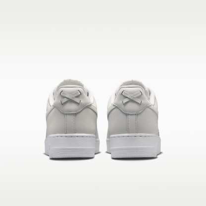 Nike Air Force 1 Low Retro Premium Schuh (Herren) – Summit White/Team Red/Metallic Silver/Summit White