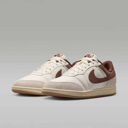 Air Jordan Skyline Low LE Schuh (Herren) – Sail/Light Orewood Brown/Muslin/Fauna Brown