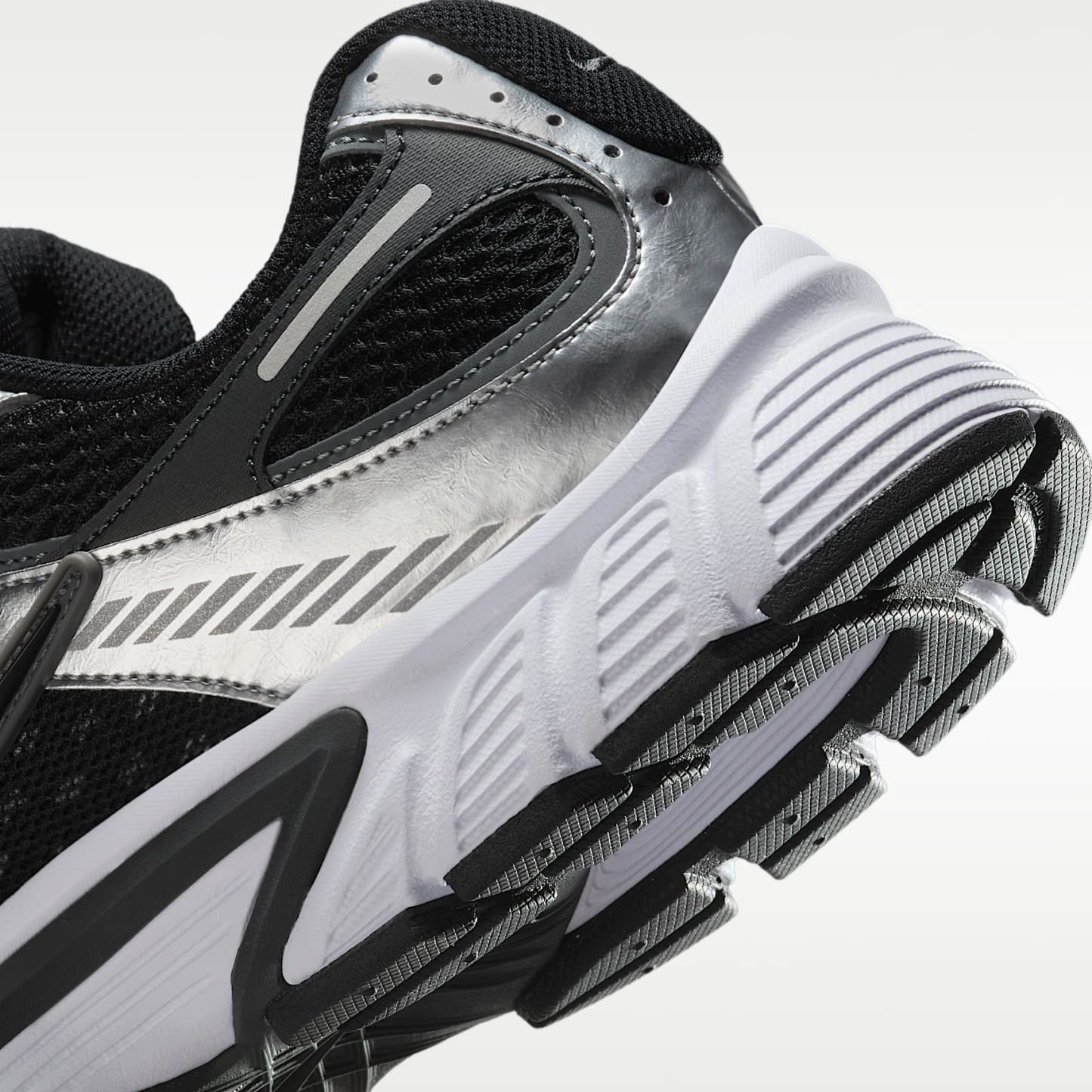 Nike V5 RNR Schuh (Herren) – Schwarz/Anthracite/Smoke Grey/Schwarz