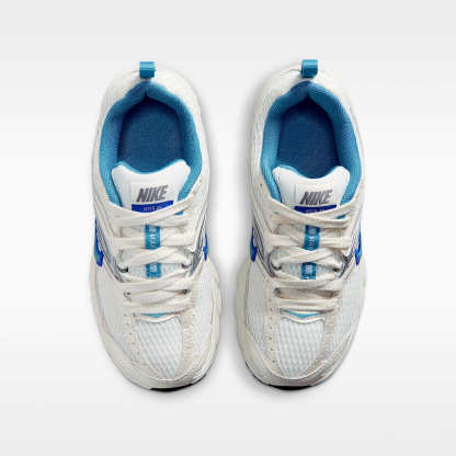 Nike Air Max Moto 2K Schuh für ältere Kinder – Sail/Old Royal/Wolf Grey/Aurora Blue