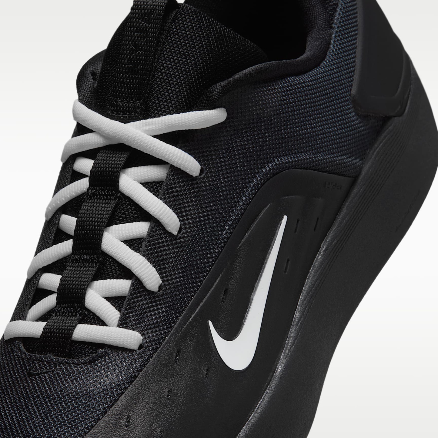 Nike SB Zoom Nyjah 4 Skateboardschuh – Schwarz/Schwarz/Weiß/Weiß