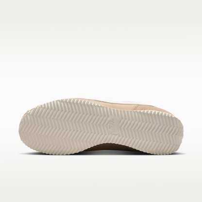 Nike Cortez Textile Schuh (Damen) – British Khaki/Schwarz/Safety Orange/Sail