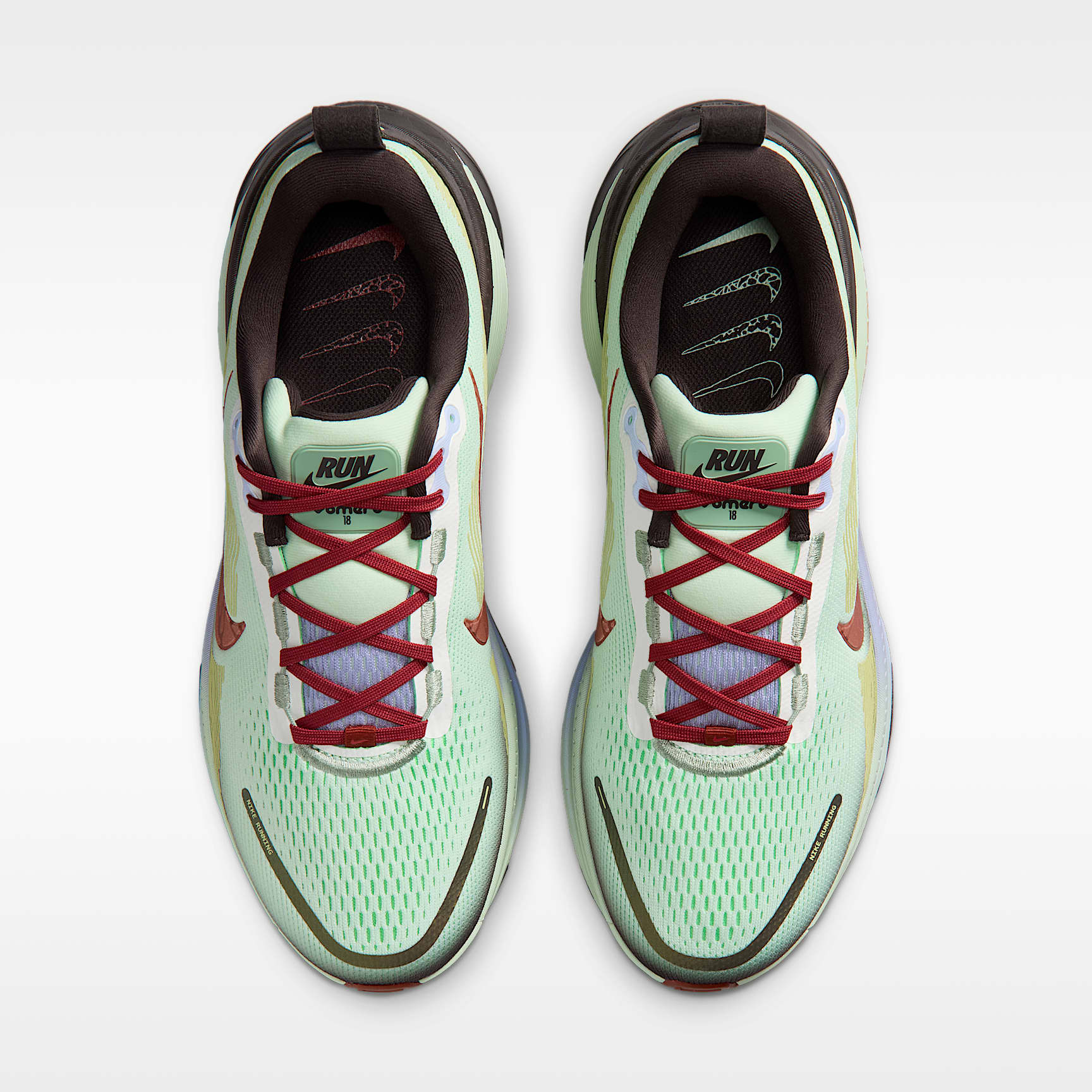 Nike Vomero 18 SE Straßenlaufschuh (Herren) – Frosted Spruce/Tar/Purple Fade/Rugged Orange
