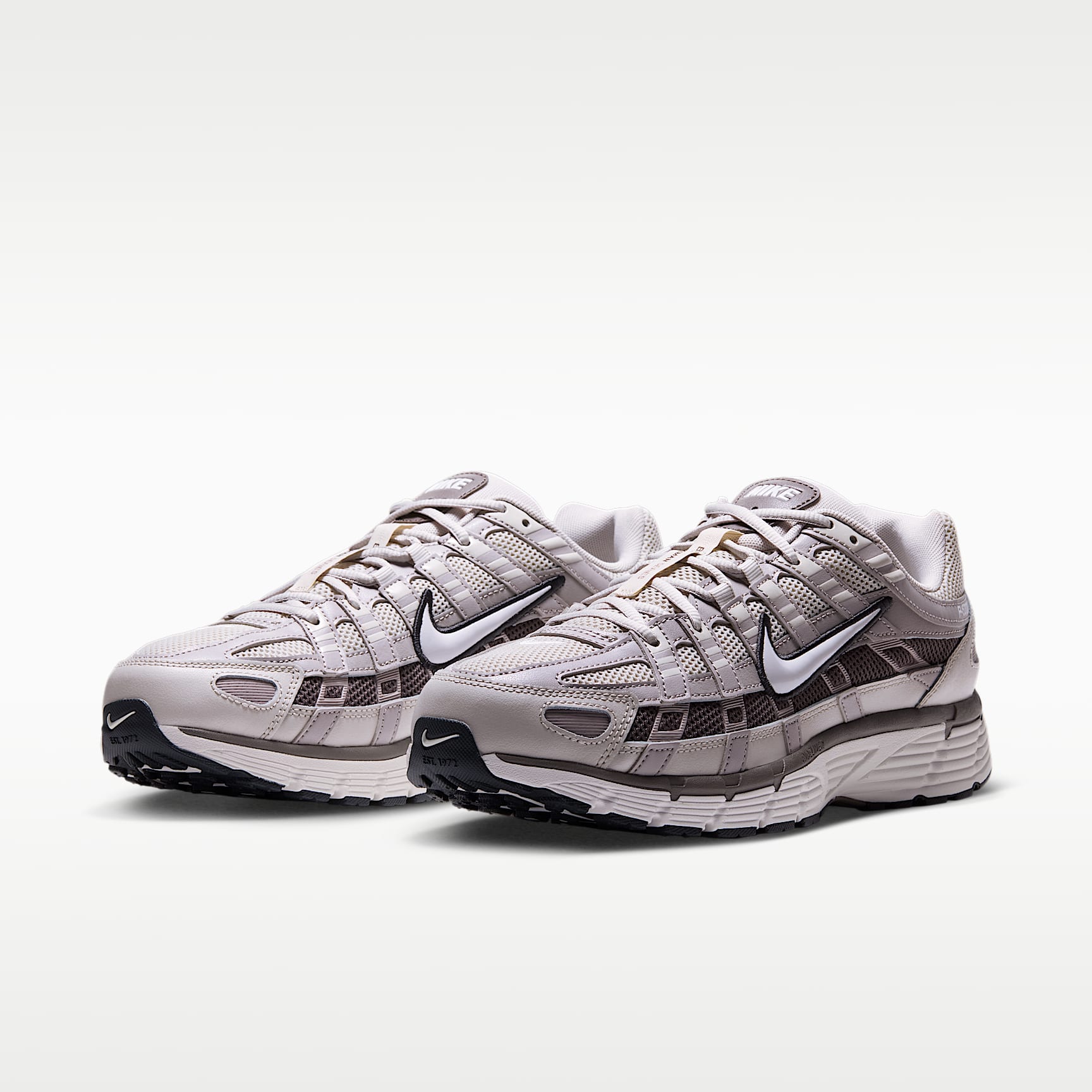 Nike P-6000 Schuh – Light Bone/College Grey/Cave Stone/Summit White