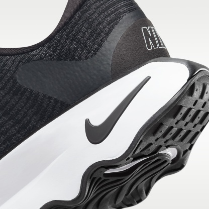 Nike Motiva Walking-Schuh (Damen) – Schwarz/Anthracite/Weiß/Schwarz