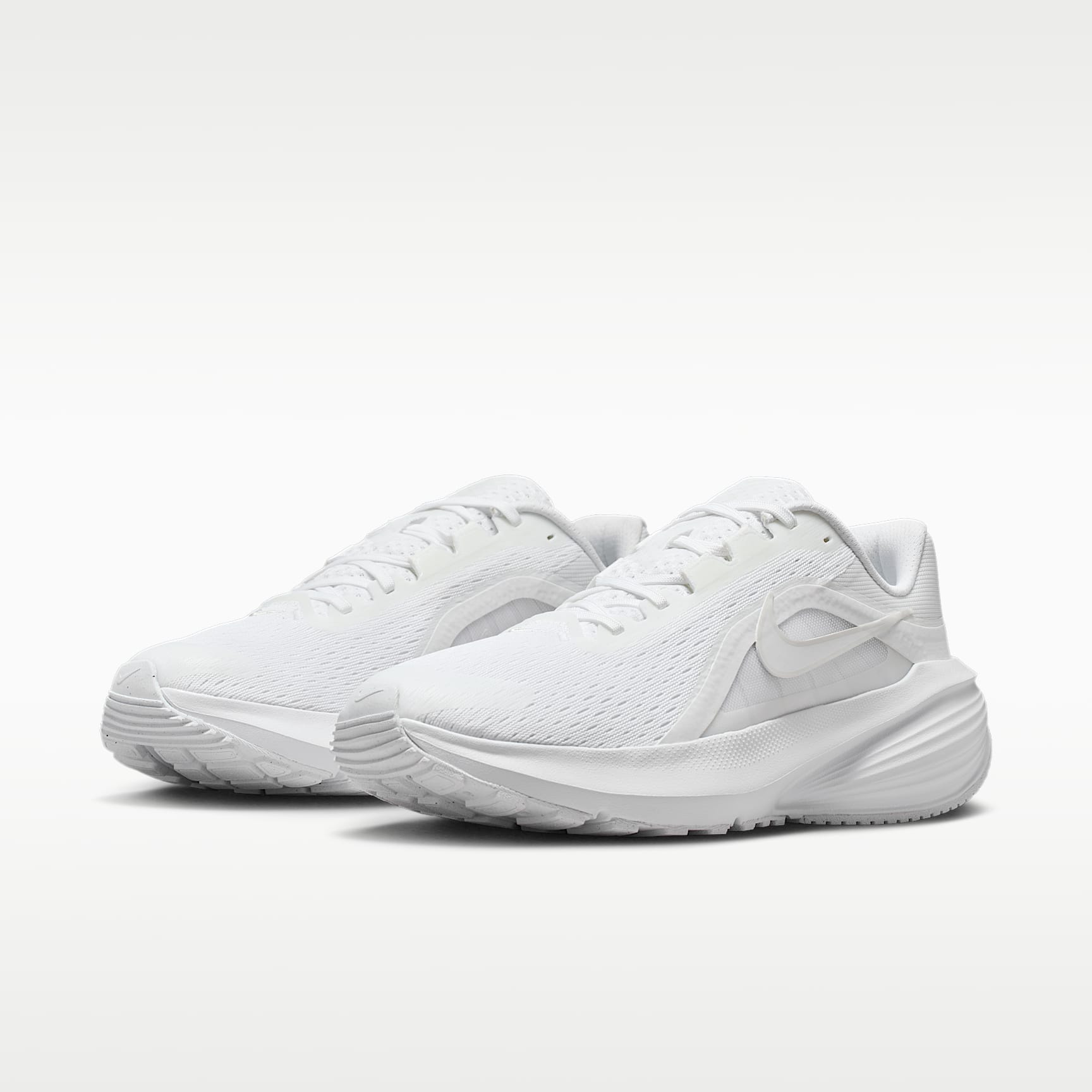 Nike Downshifter 14 Straßenlaufschuh (Damen) – Weiß/Weiß