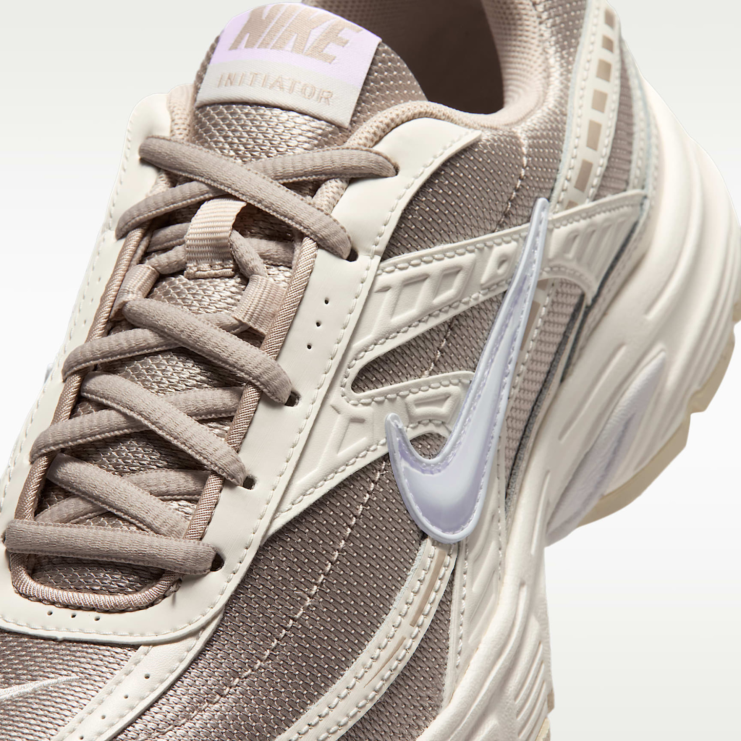 Nike Initiator Damenschuh – Sail/Cream II/Weiß