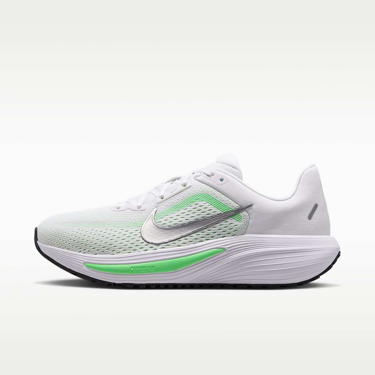 Nike Quest 7 Straßenlaufschuhe (Damen) – Weiß/Illusion Green/Cucumber Calm/Metallic Silver