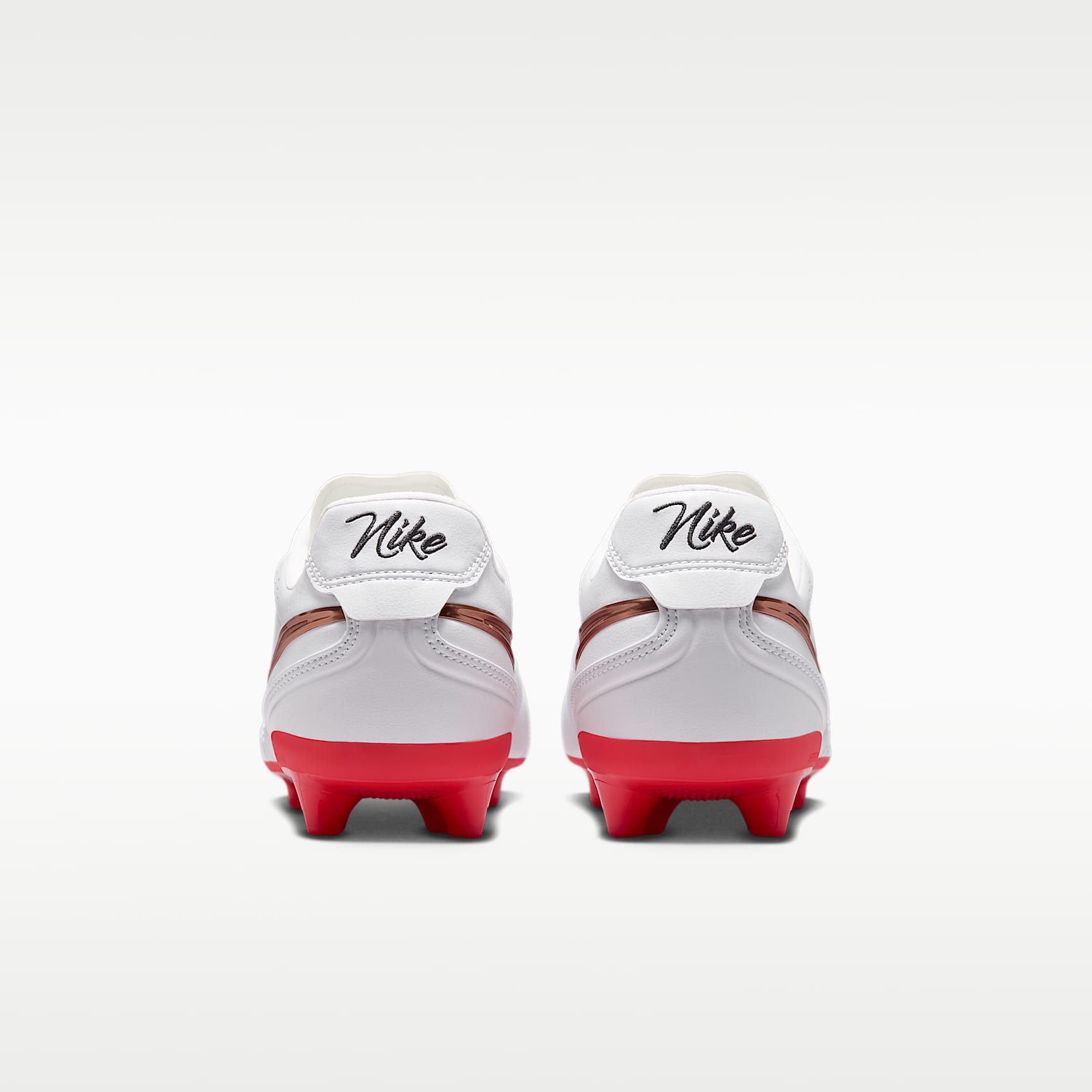 Nike Tiempo Ligera Pro Low-Top-Fußballschuh für Kunstrasen – Weiß/Bright Crimson/Blur