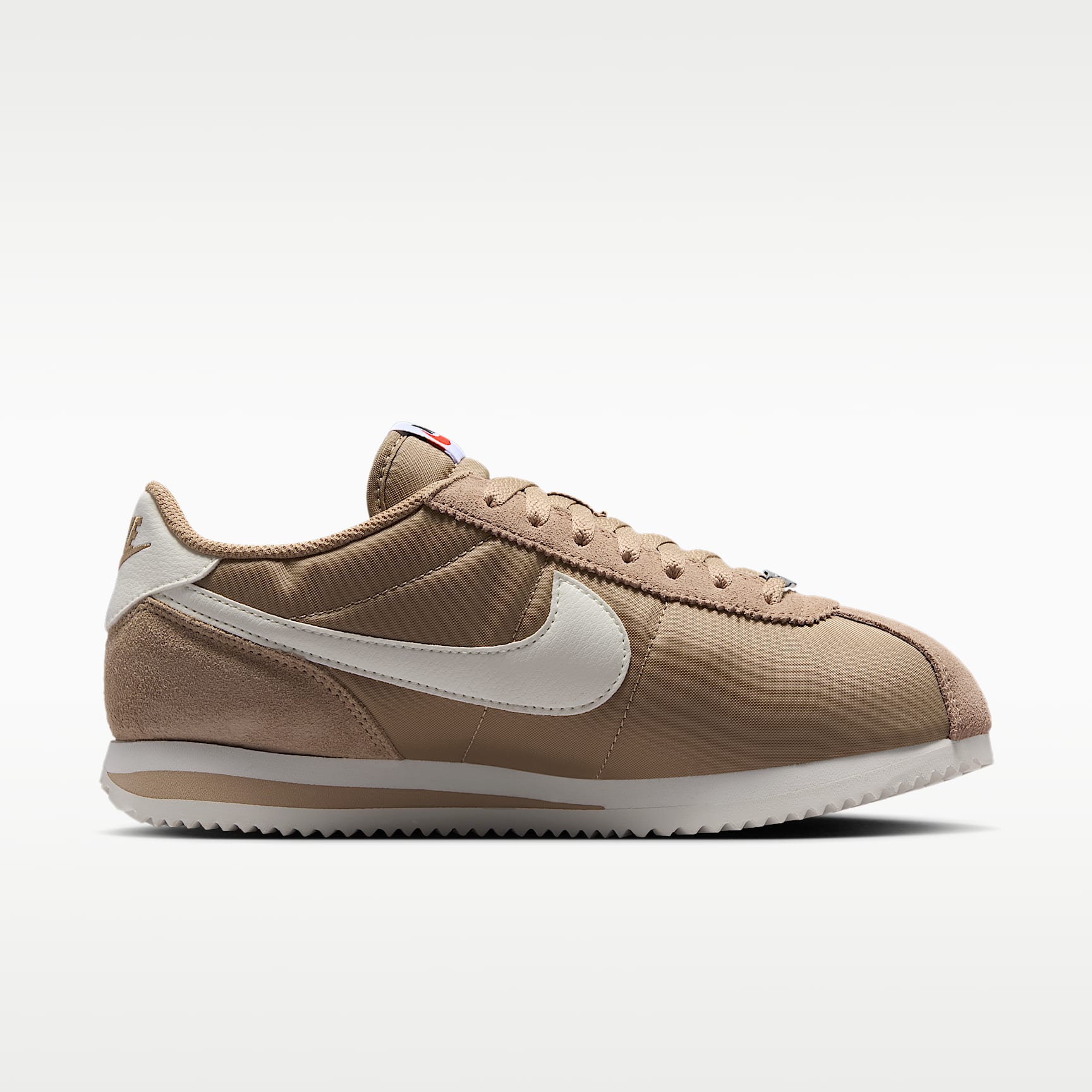 Nike Cortez Textile Schuh (Damen) – British Khaki/Schwarz/Safety Orange/Sail